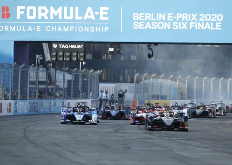 Max Guenther vence na corrida deste sábado da Formula E