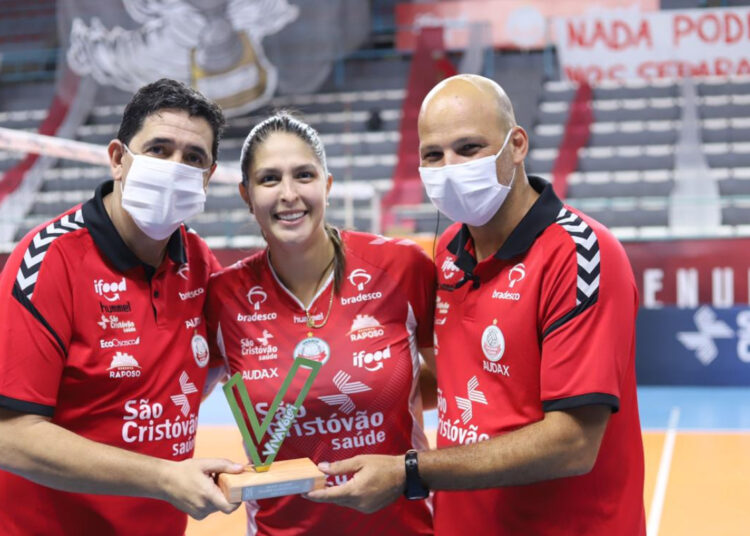 Com Luizomar no ginásio José Liberatti, Osasco São Cristóvão Saúde bate São José dos Pinhais