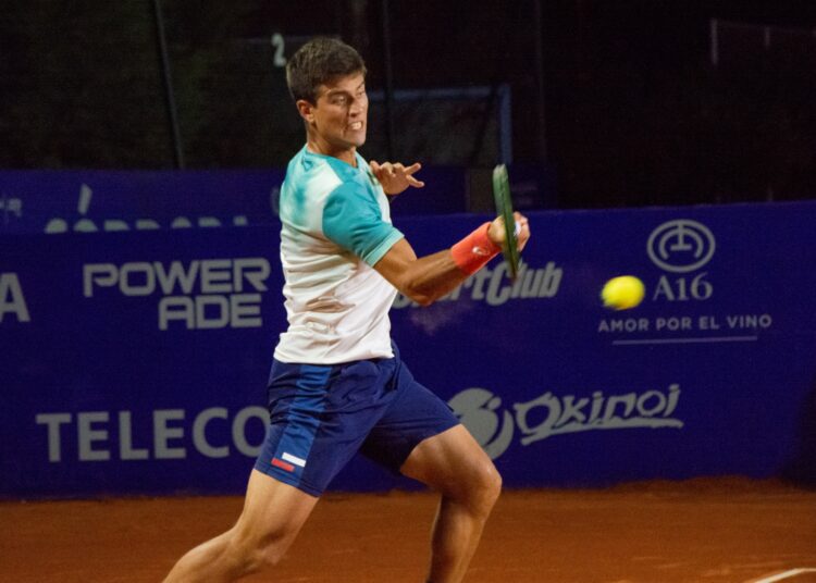 João Menezes para na estreia do ATP 250 de Córdoba