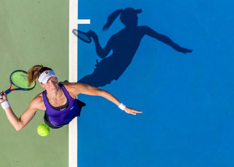 Luisa Stefani está na semifinal do WTA 500 de Adelaide, na Austrália