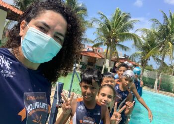 Professora de triathlon ajuda a desenvolver talento do esporte em Caucaia