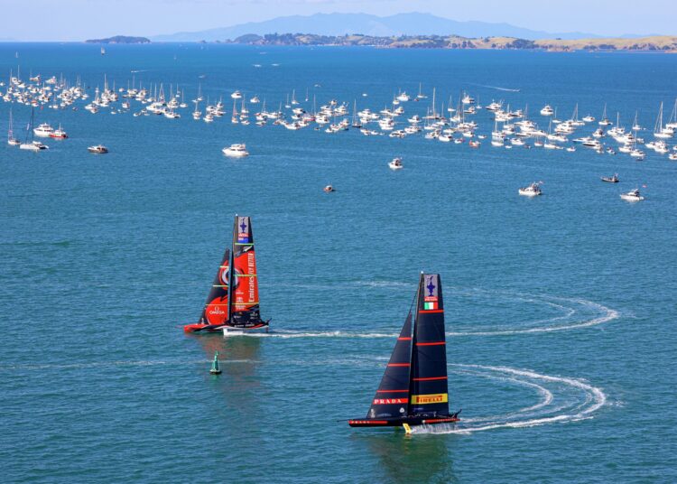 Tudo empatado na America’s Cup: 3 a 3