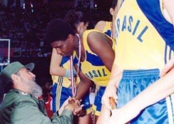 Morre a campeã mundial de basquete Ruth