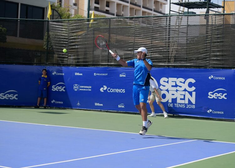 Gilbert Klier está nas quartas de simples e semi de duplas na Tunísia