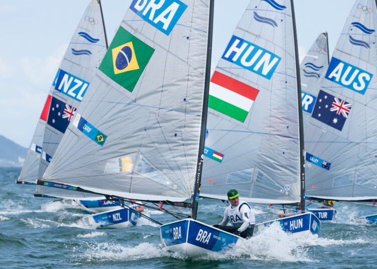 Vela do Brasil com chances de todas medal races; Patrícia Freitas se garantiu