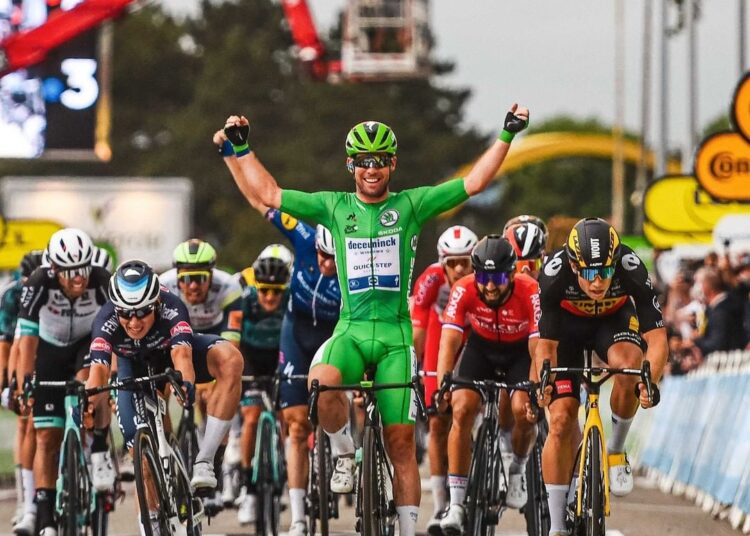 Em ‘prova de equipe’, Cavendish vence a 10ª etapa do Tour de France