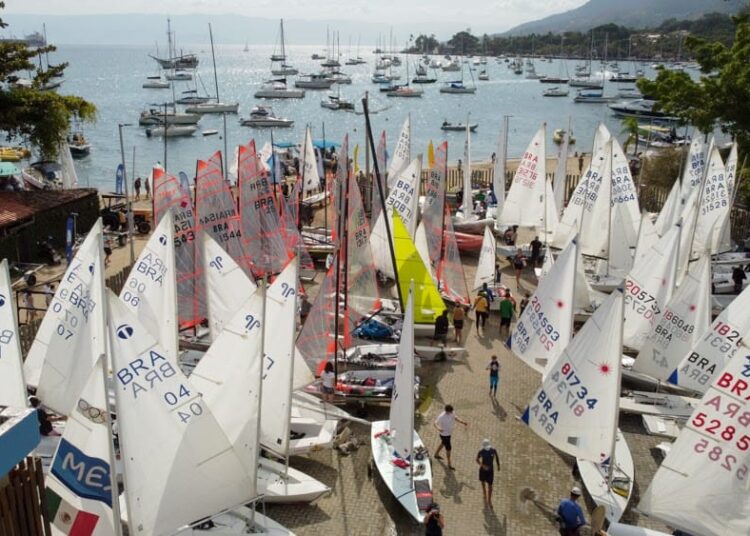 Semana de Monotipos bate recorde de participantes em Ilhabela
