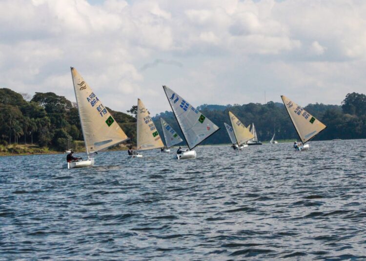 Jorge Zarif se despede do Brasil com título na Finn