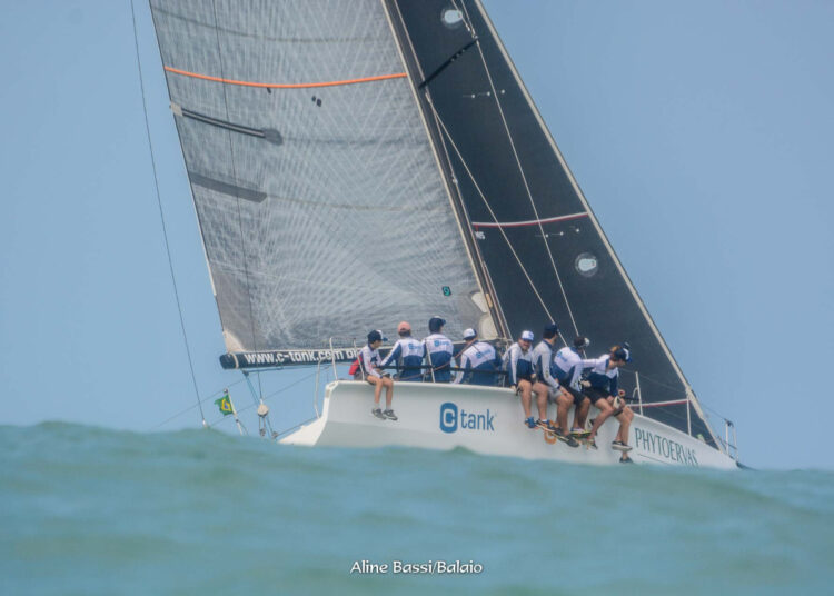 Barco Phytoervas 4Z pronto para as regatas de 2022