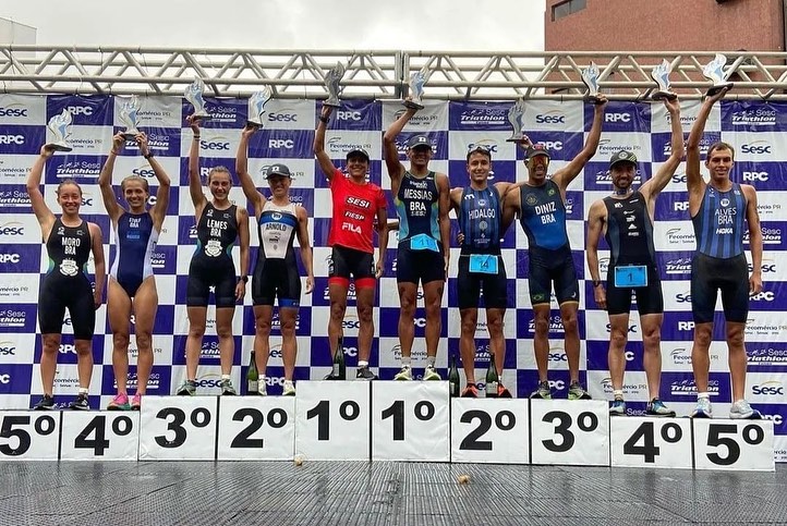 Paranaense Gabrielle Lemes é bronze no Sesc Triathlon Caiobá, neste domingo (20)