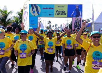 Muita festa em Salvador (BA) para celebrar a qualidade de vida na primeira etapa do Vamos Passear