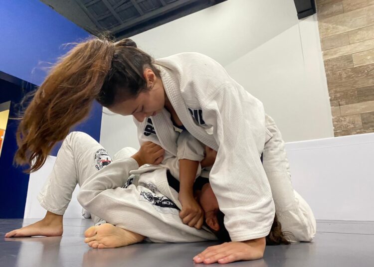 Aplicativo de jiu-jitsu de Rocian Gracie Jr. supera 10 mil downloads em um mês