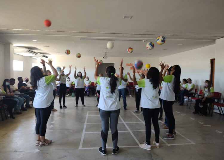 Projeto Formações IEE encerra ações de 2022 em 15 cidades com capacitação de 900 profissionais