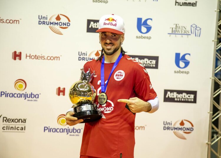 “Rei” do futebol freestyle e Camisa 10 das Sereias da Vila estão confirmados no Reis e Rainhas do Drible 2023