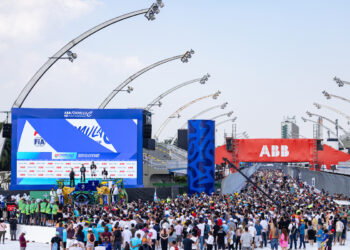 Fórmula E estreia em São Paulo (SP) com vitória de Evans