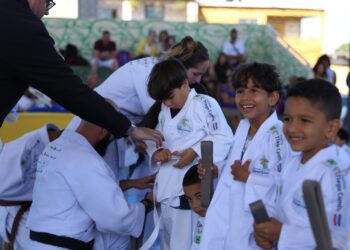 Instituto Tiago Camilo faz parceria com a Colgate