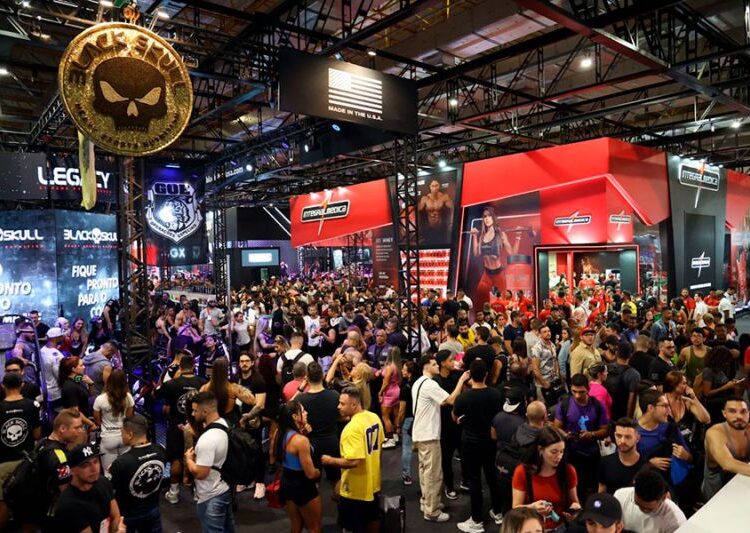 Arnold Sports Festival recebe consultora da OMS e craque Diego Ribas