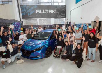 Fórmula E e FIA Girls On Track promovem curso de envelopamento de carro