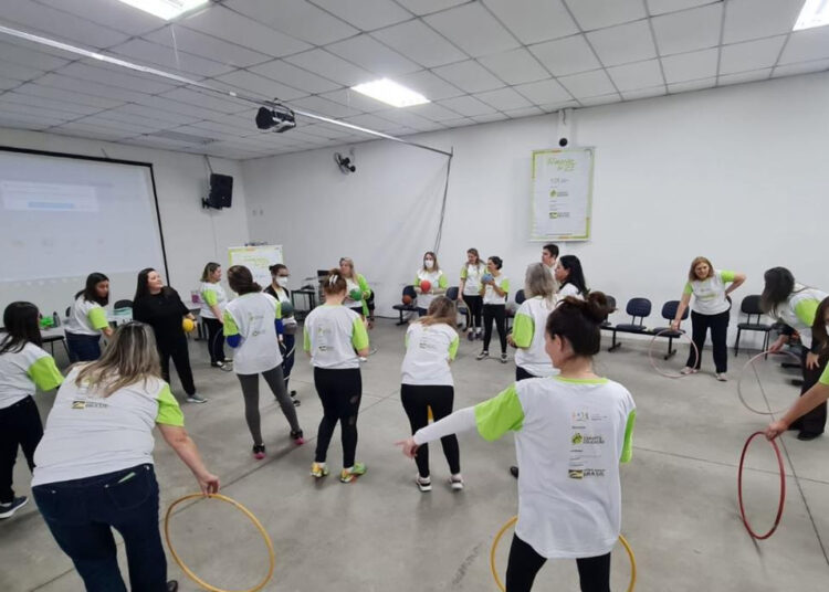 Projeto Formações IEE encerra o primeiro semestre com ações em sete estados