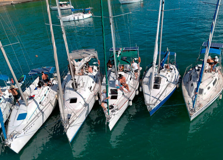 24ª Regata Vitória x Guarapari: Velejadores encaram 26 milhas no mar capixaba